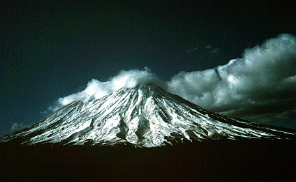 科里亞克火山3.jpg