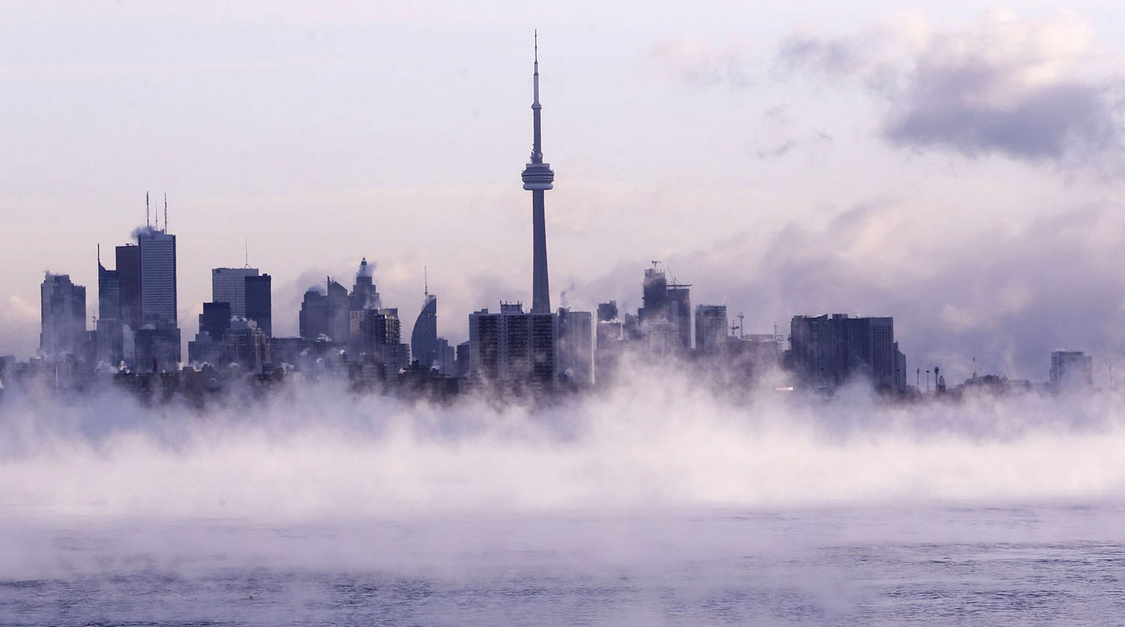 Steam-rises-from-Lake-Ontario.jpg