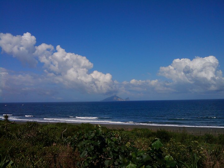 這張是因為龜山島像火山快爆發的樣子我就拍下來了~~那是雲