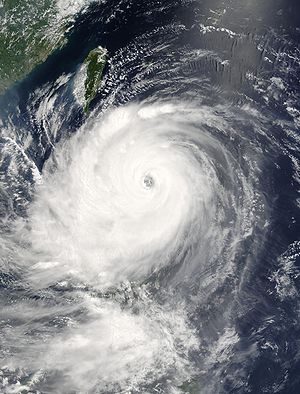 300px-TyphoonMindulle2004.jpg