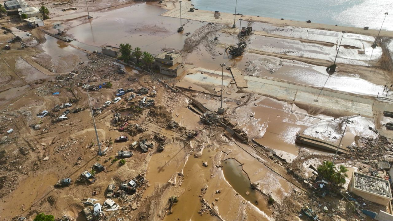230913104946-07-libya-flooding-091223-derna.jpg